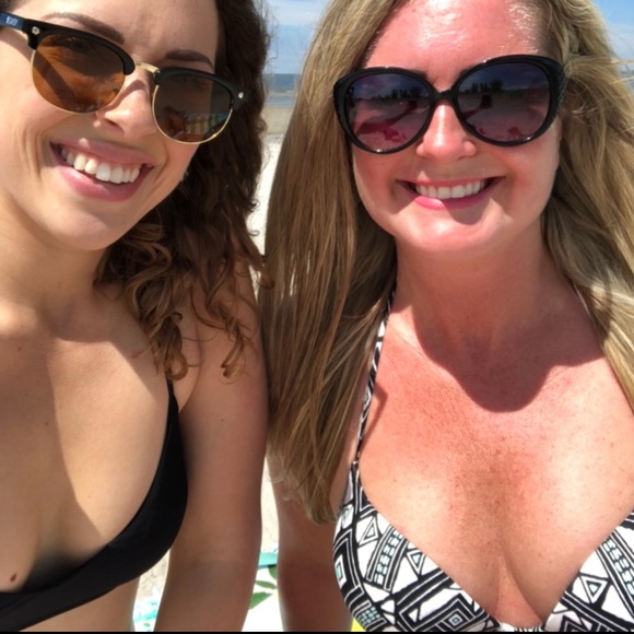 RARE Victoria’s Secret Bombshell Bikini Top 32D - Picture 5 of 7